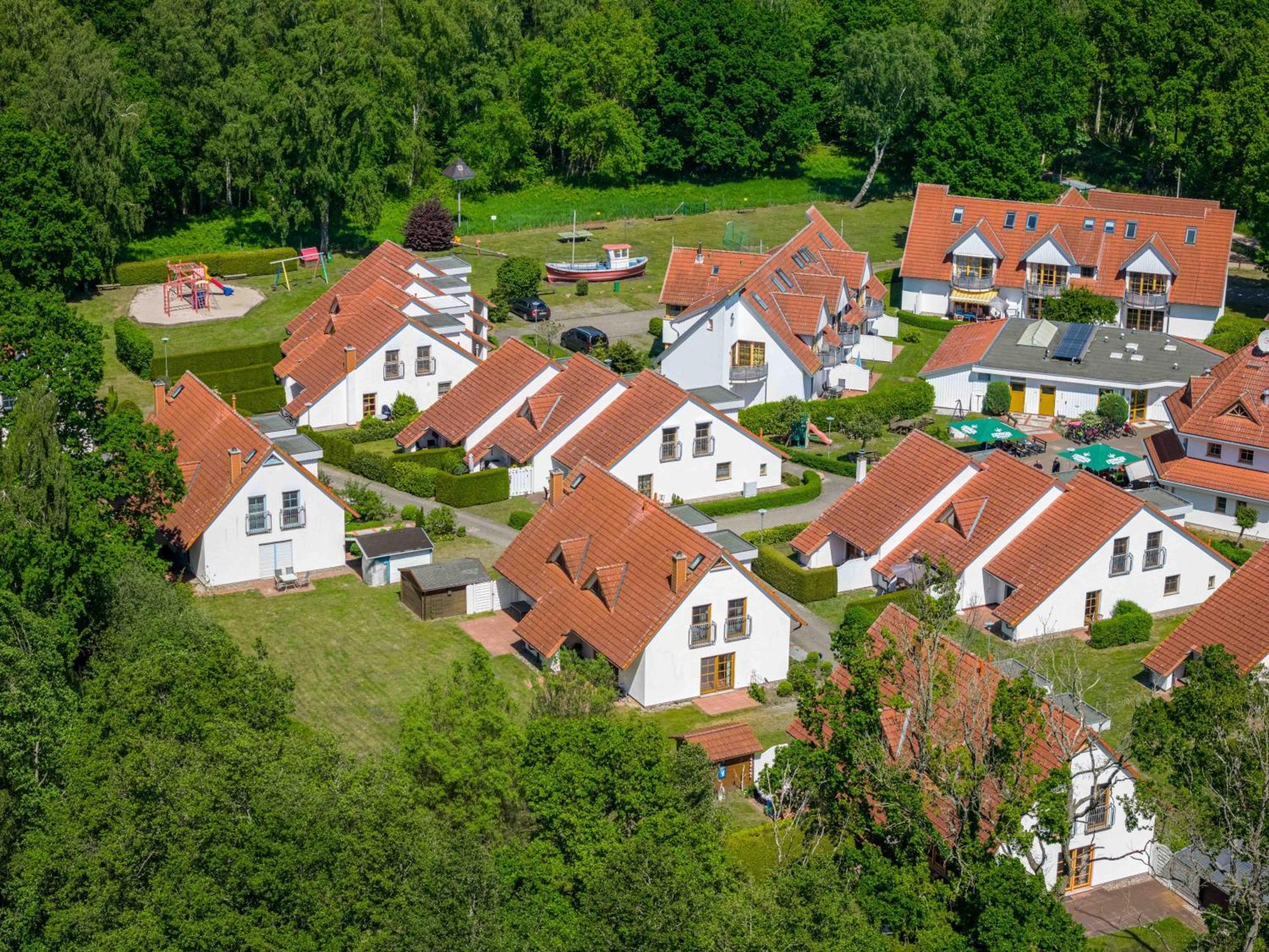 Ferienpark Freesenbruch Wohnung 4 2 - Ostseeperle ツィングシュト エクステリア 写真